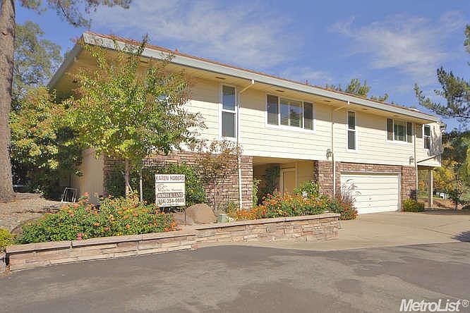 1st image of 14979 Lago Dr #221