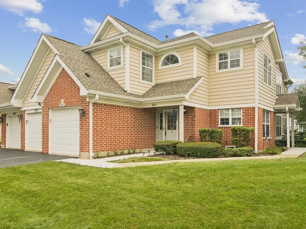 257 Sheffield Dr, Schaumburg, IL 60194