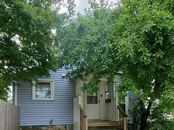 314 Oneida St, Joliet, IL 60435