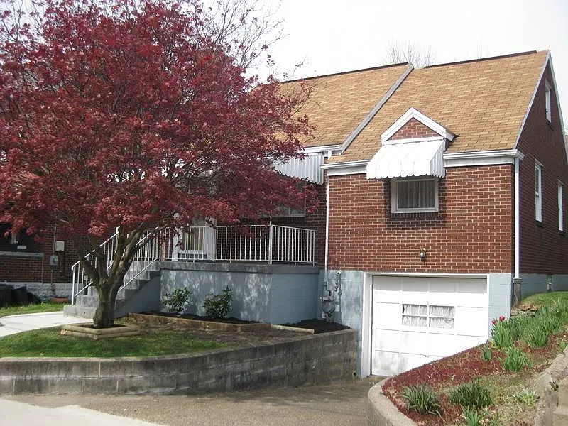 1827 Viruth St photo 1