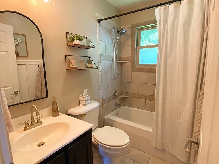 606 Monin Rd — Photo 10