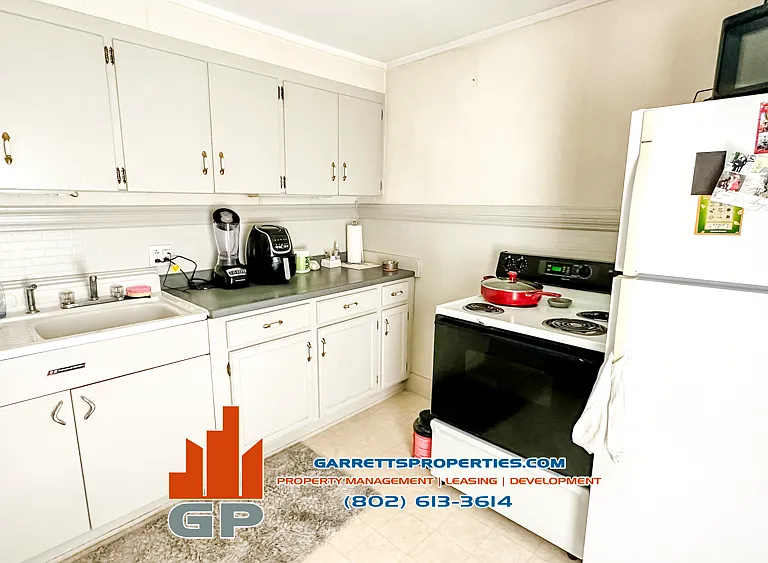 92 Maple Ave #2 — Photo 3
