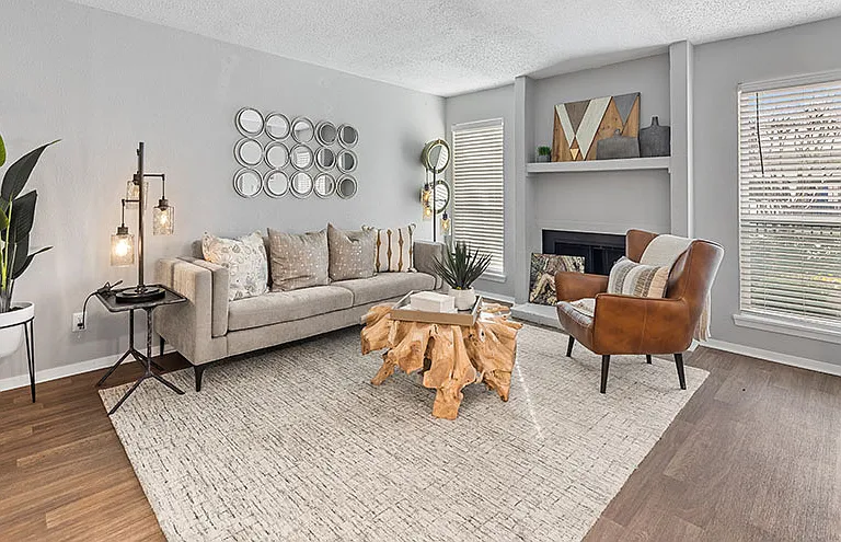 The Oakley Apartment Homes — Photo 3