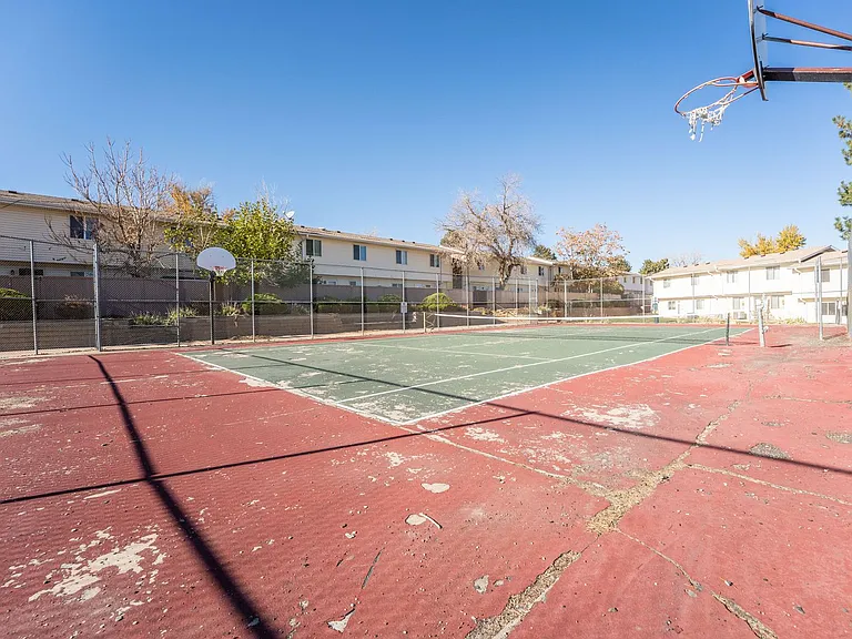 954 S Miller St — Photo 34