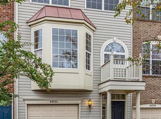 45731 Paddington Station Ter, Sterling, VA 20166