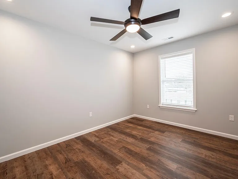 713 Lorene Cir #6 — Photo 10