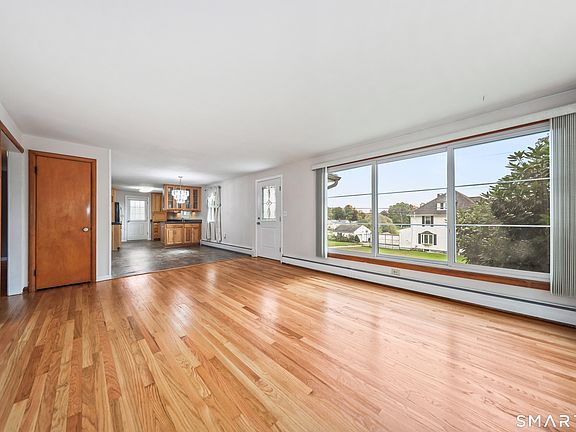 5th image of 15 Smith Road