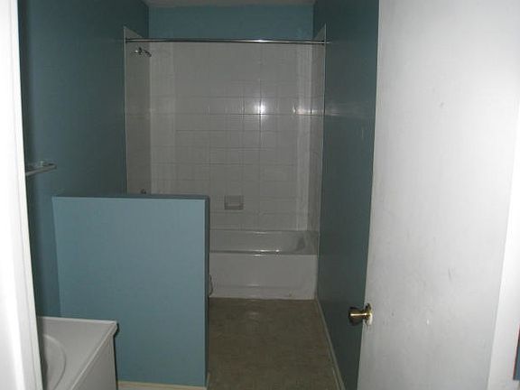 5th image of 6922 Mill Brook Pl