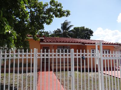1460 NW 35th St, Miami, FL, 33142