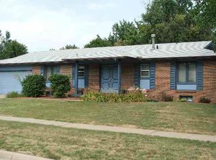 1716 N Wood Dr, Wichita, KS 67212