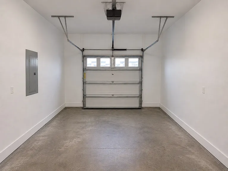 43 Aspen Rd — Photo 20