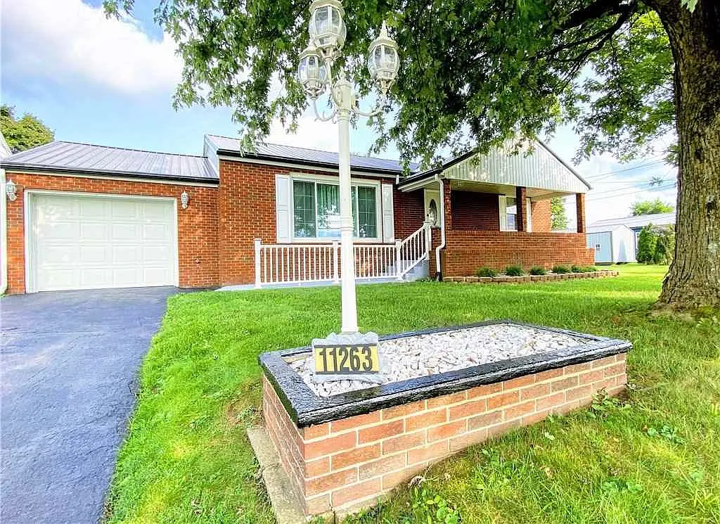 11263 Huntington Rd photo 1