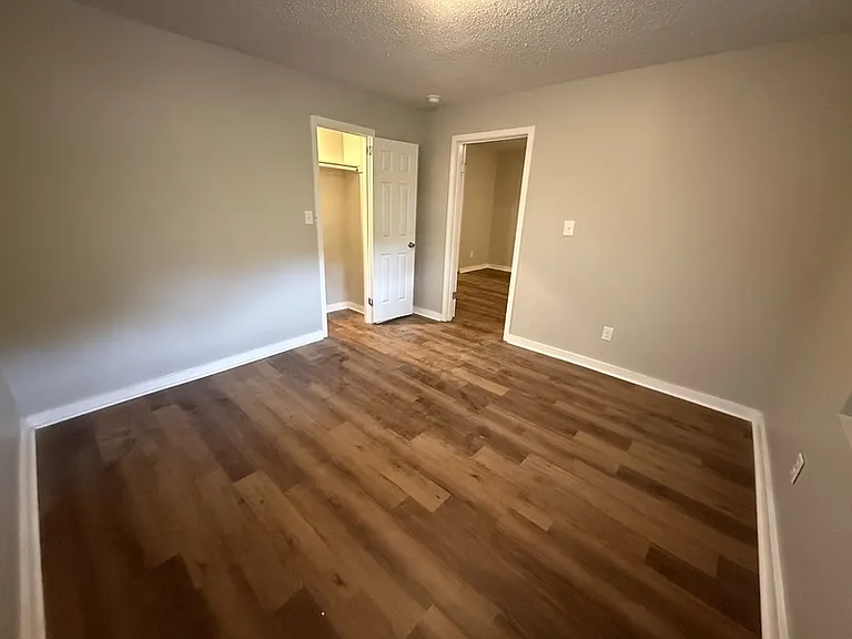 540 Harahan Rd — Photo 23