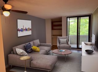 1250 4th St SW #410 W, Washington, DC 20024