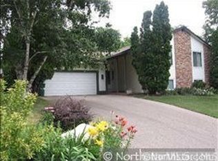 2004 Raymar Ct, Burnsville, MN 55337