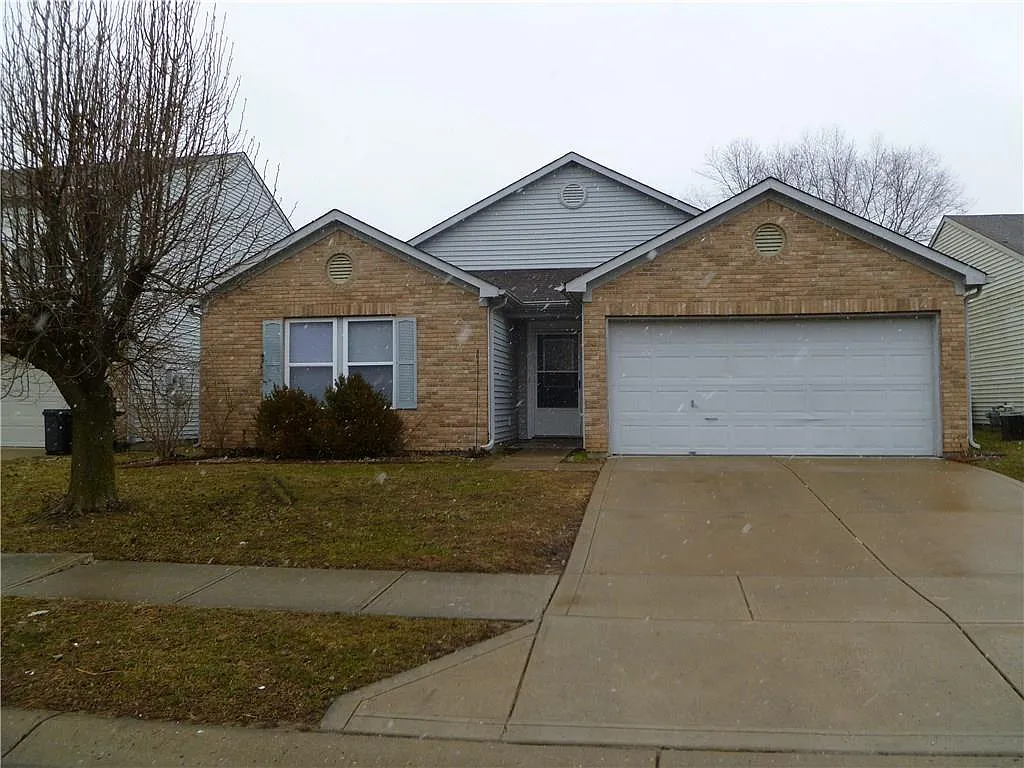 8839 Taggart Dr photo 1