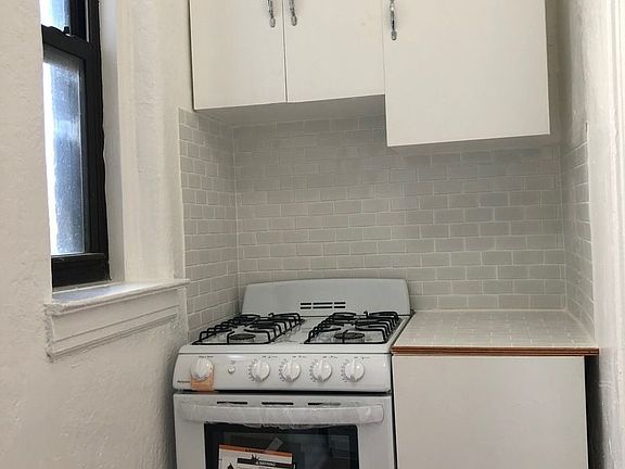 4th image of 4015 81st St APT B61