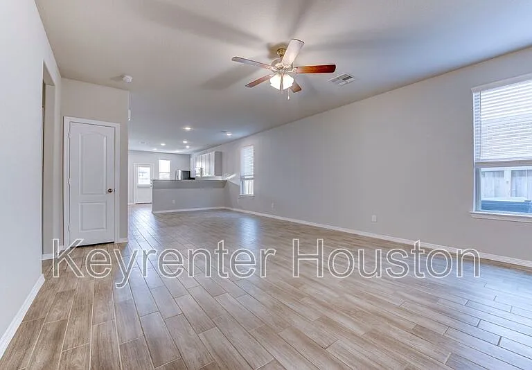 24803 Russet Bluff Trl — Photo 4