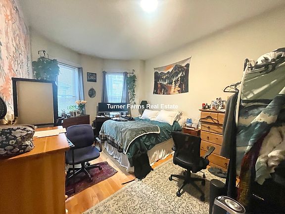 2nd image of 7 Grant St