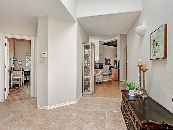 2nd image of 6120 Peachtree Pl NE