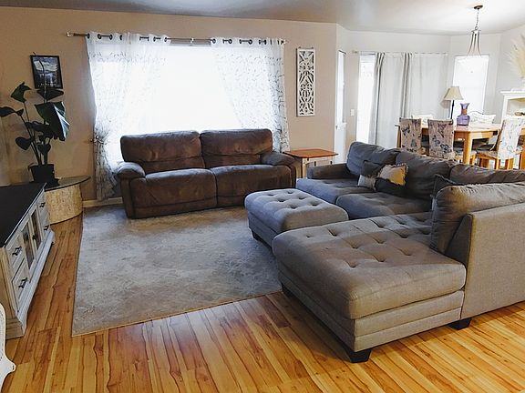 Living room with Smart TV.