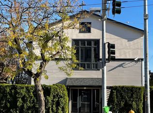 202 23rd Ave E APT 1, Seattle, WA 98112