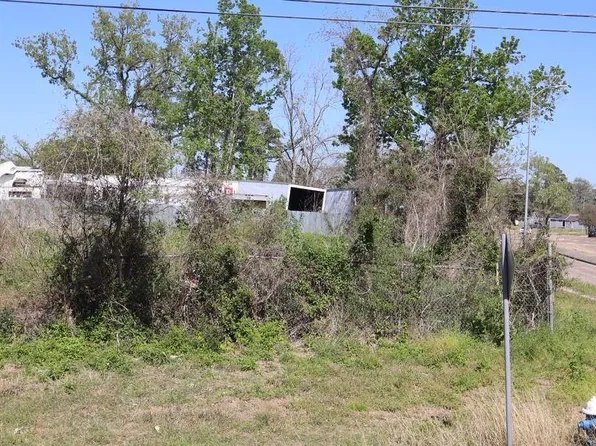 6817 Roanoke St, Houston, TX 77028