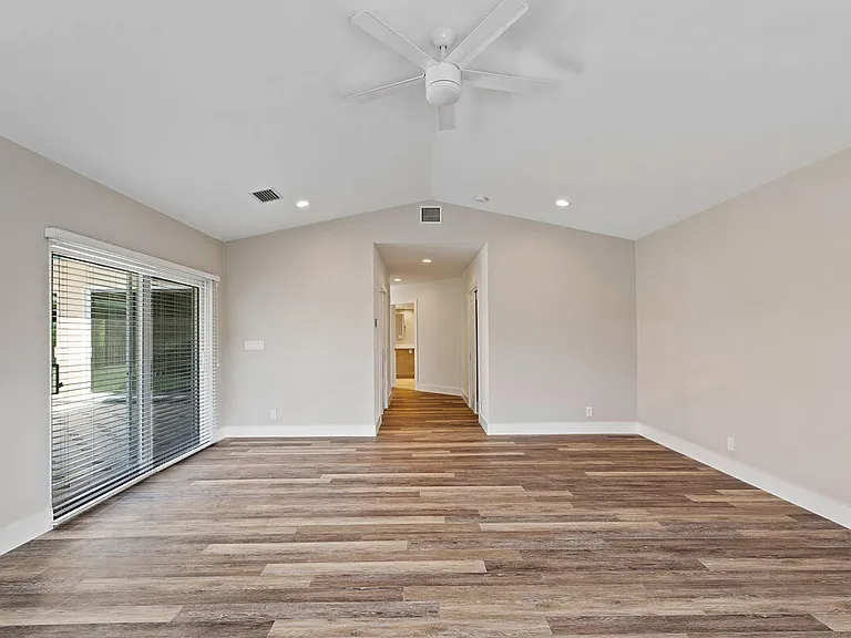 533 E Alexander Palm Rd — Photo 27