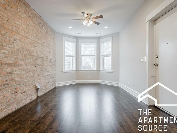 2nd image of 2647 N Sacramento Ave APT 2