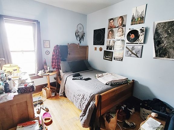 5th image of 2935 N Booth St #2939