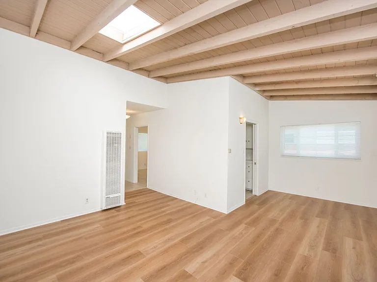 5769 E Oakbrook St — Photo 7