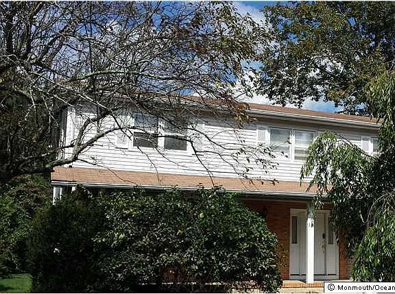 2nd image of 35 Sherie Ct