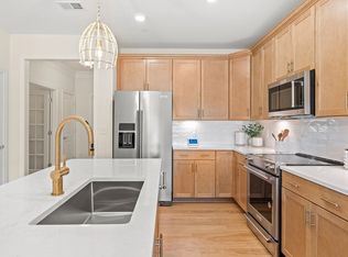 4 Winslow Ln #208, Grafton, MA 01536