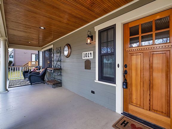 3rd image of 1014 Brentwood Pl