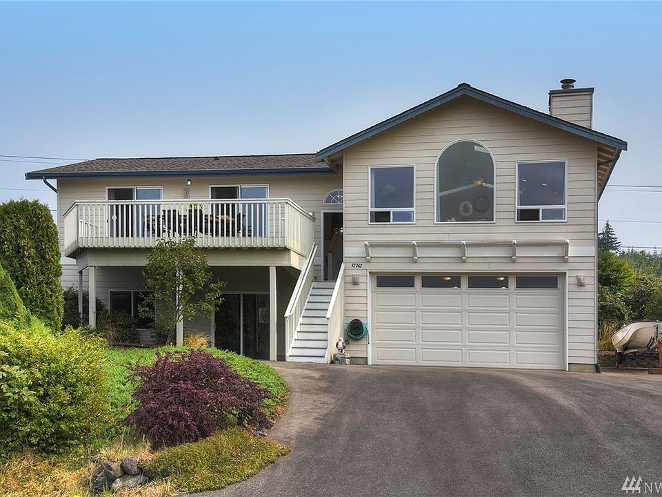 1st image of 37742 Vine Pl NE