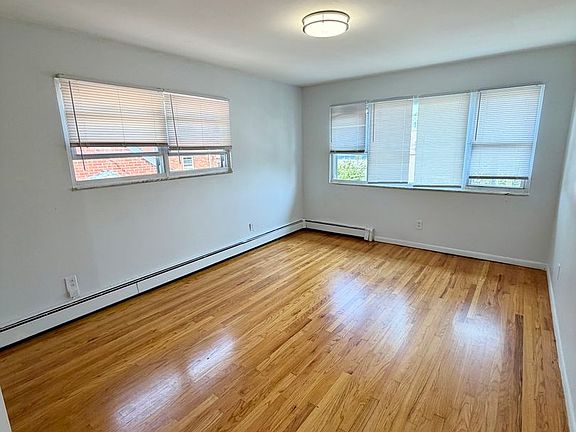 5th image of 91 Hamilton Ave