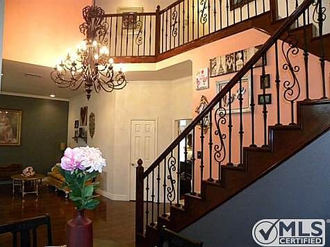 2nd image of 8814 Bayshore Ln