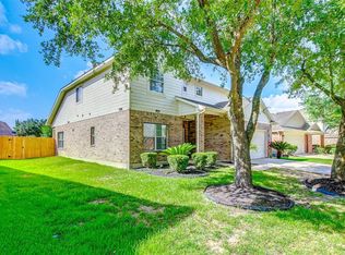 9506 Lakeway View Ln, Humble, TX 77396