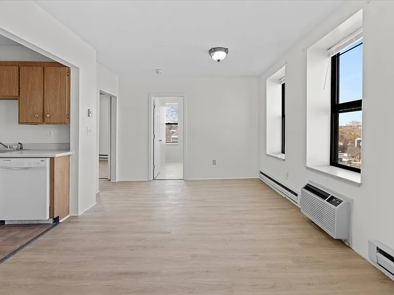 1 Cypress Rd #107 — Photo 1