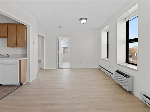 1 Cypress Rd APT 107, Brighton, MA 02135