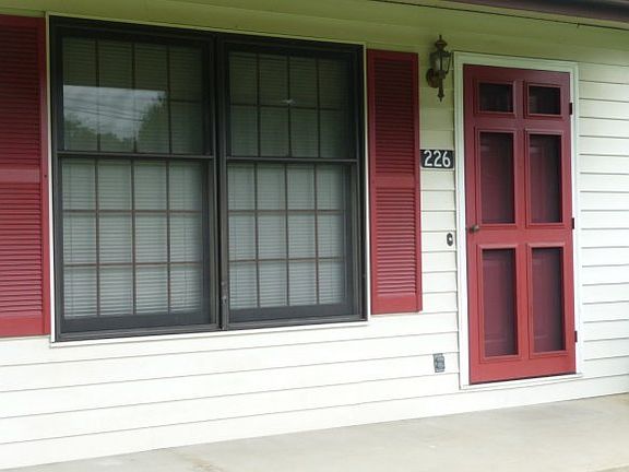 2nd image of 226 Meadow Lark St