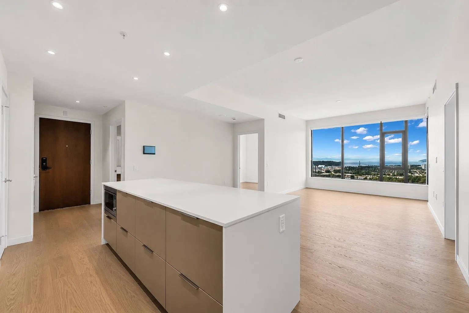 2 bed, 965 sqft, $4,480 — Photo 4