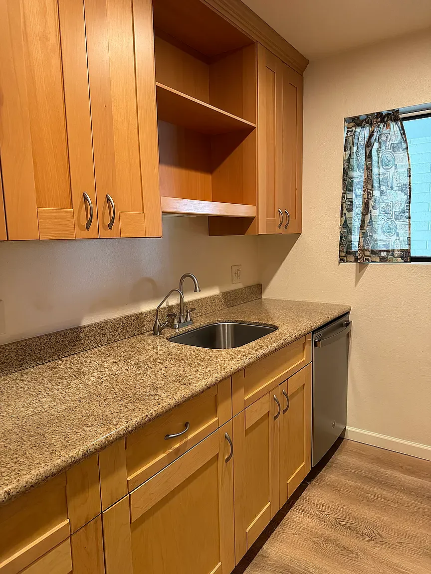 1 bed, 630 sqft, $1,200 — Photo 3