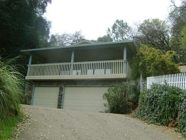 1st image of 4631 Lagoon Dr