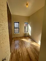 Rented by Best Apartments North Inc