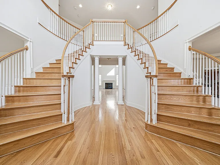 9 Overlook Rd — Photo 3