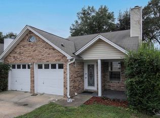 2028 Cambridge Cir, Pensacola, FL 32514