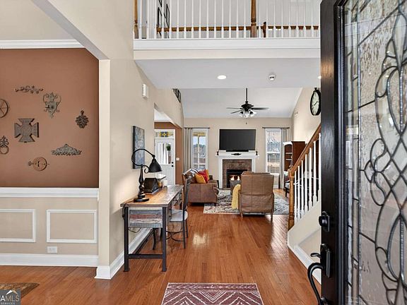 5th image of 143 Red Branch Dr