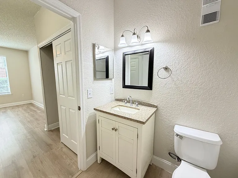 13015 Plantation Park Cir — Photo 14