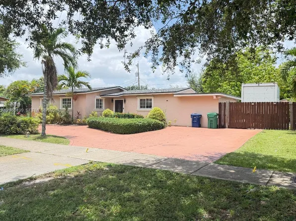 17040 NW 82nd Ave, Hialeah, FL 33015